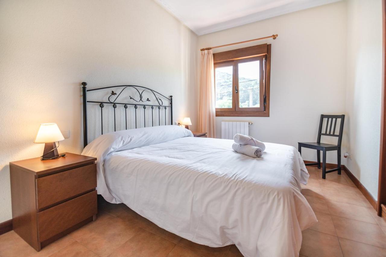 Apartamentos Privados Con Jardin Y Barbacoa Compartida En Ларедо Экстерьер фото