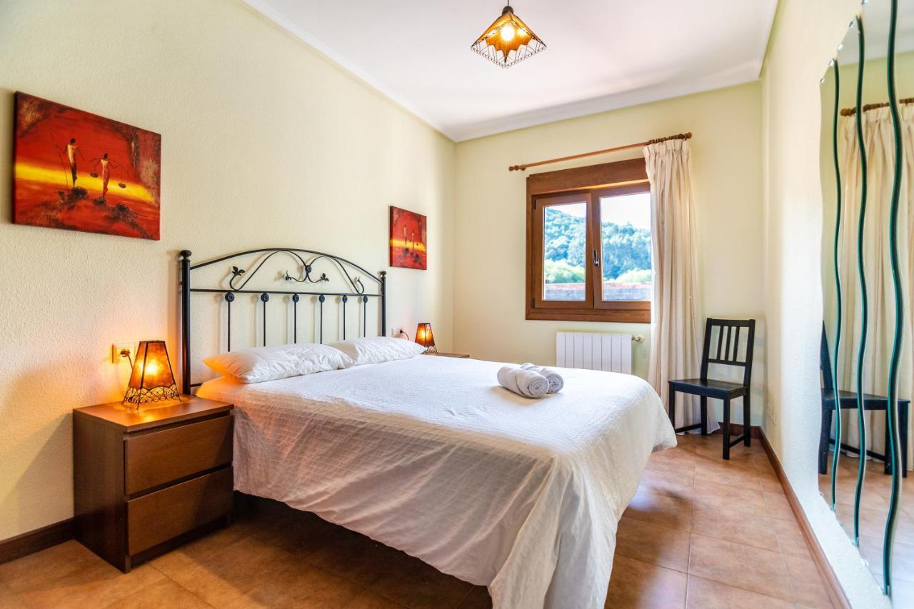 Apartamentos Privados Con Jardin Y Barbacoa Compartida En Ларедо Экстерьер фото